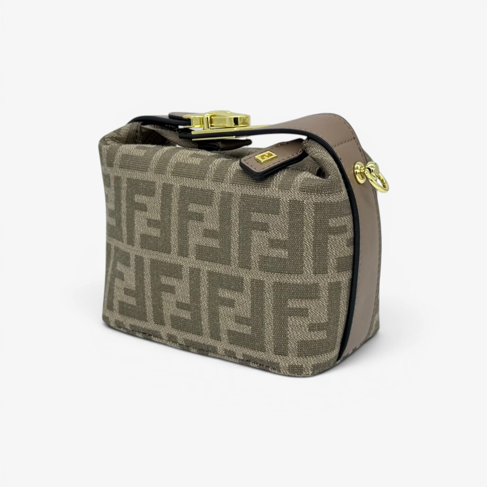 Fendi Classic Style Shoulder Bag