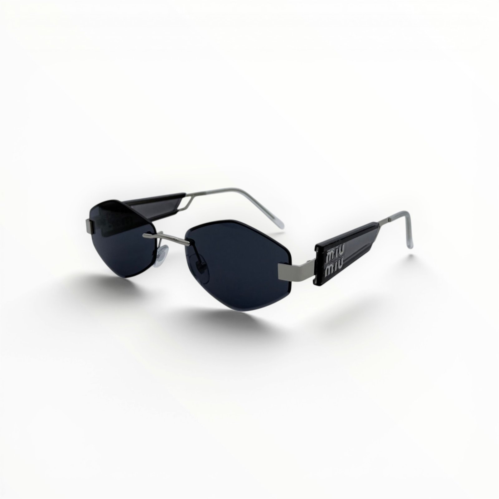 SUN7095 - MiuMiu